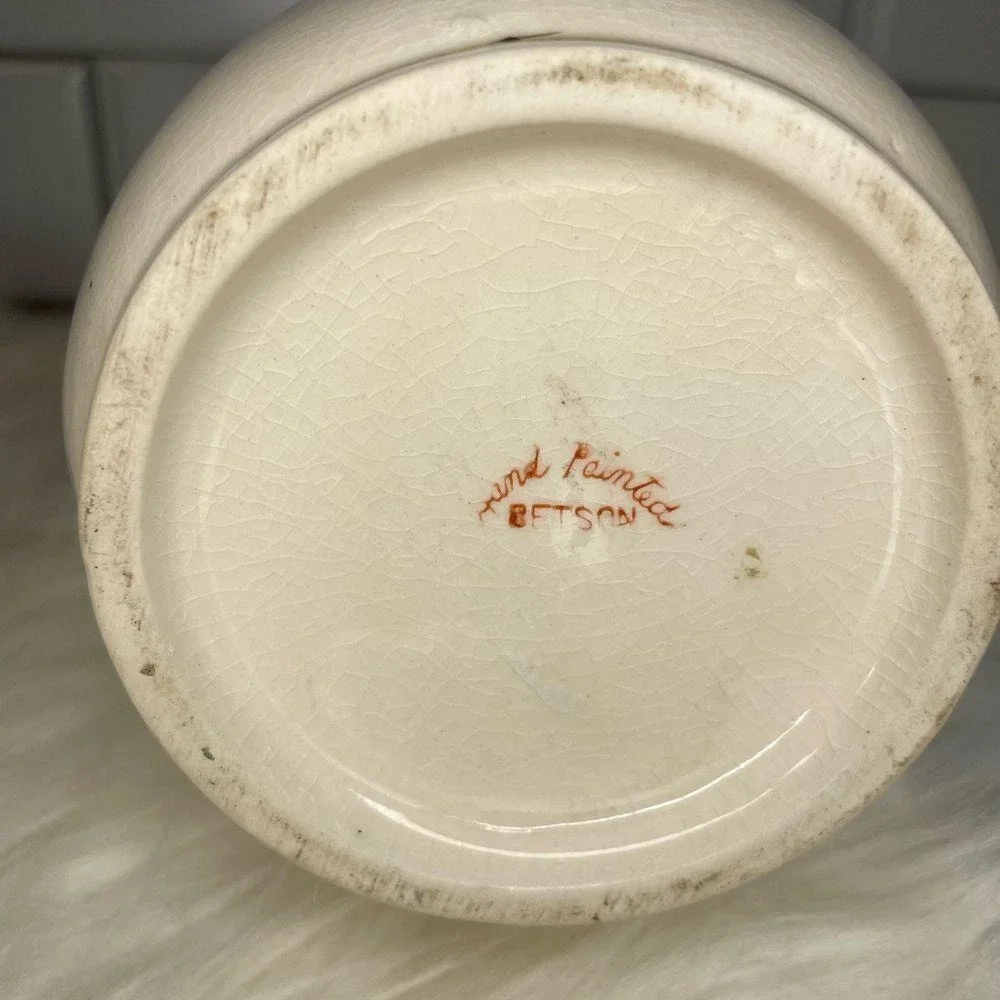 Vintage Floral decanter with‎ cork
